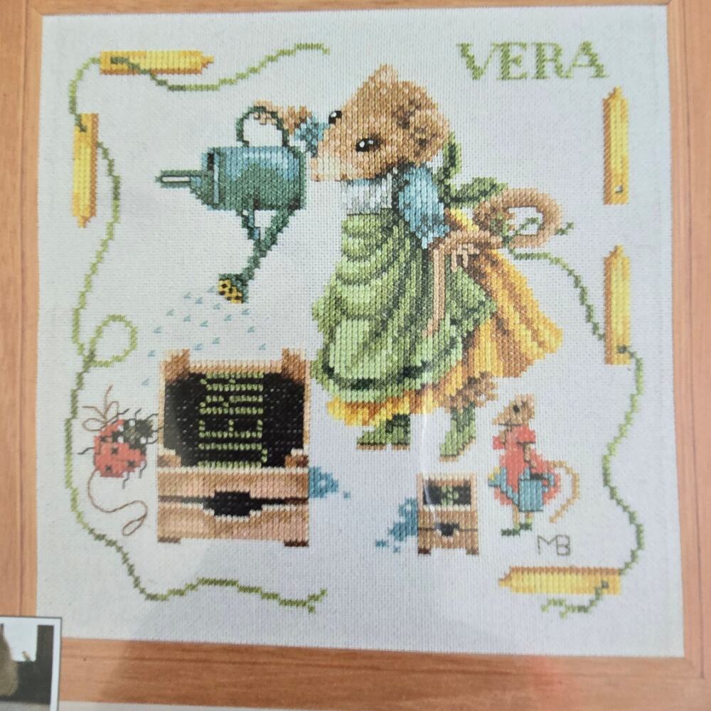 Lanarte Marjolein Bastin Vera The Mouse Watering Cross Stitch Kit Cottagecore - Picture 1 of 6